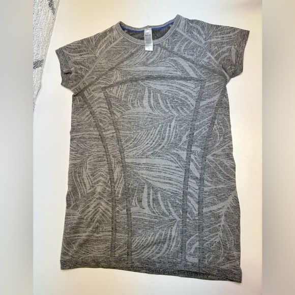 Ivivva Girls 14 T-Shirt Grey Palm Leaf Print Lululemon Swiftly Tech Short Sleeve - Picture 1 of 4